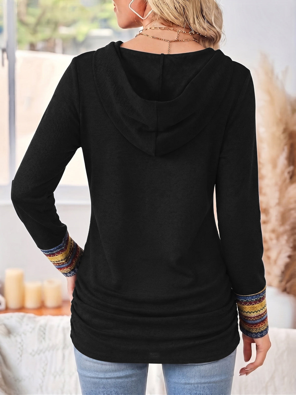 Damen Pullover mit Kapuze und knöpfbarem Design, schwarz - 3 - Annoboutique