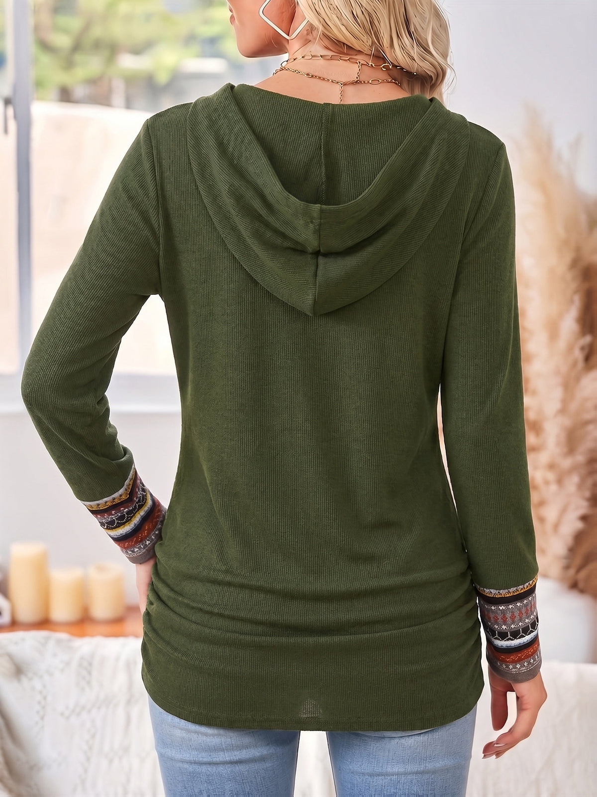 Damen Pullover mit Kapuze und knöpfbarem Design, schwarz - 10 - Annoboutique