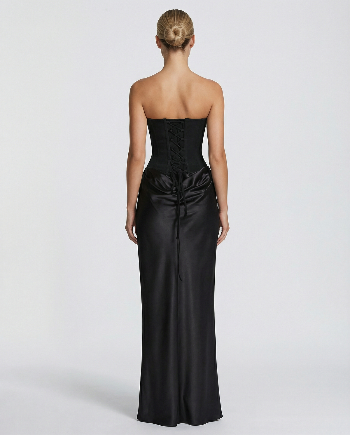 Abendkleid Damen mit figurbetontem Schnitt und schickem Herzausschnitt - 2 - Annoboutique