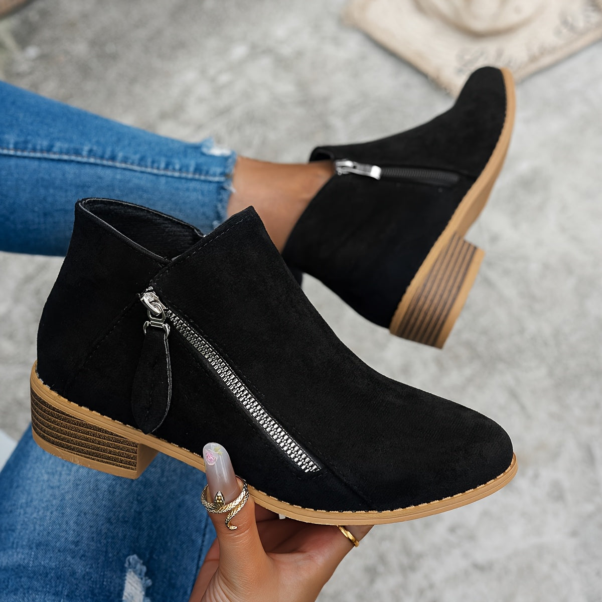 Modische Damen Ankle Boots mit seitlichem Reißverschluss und bequemem Blockabsatz - 6 - Annoboutique