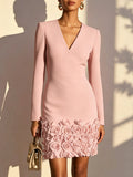 Mini Kleid Damen mit V-Ausschnitt und floralem Design - 2 - Annoboutique