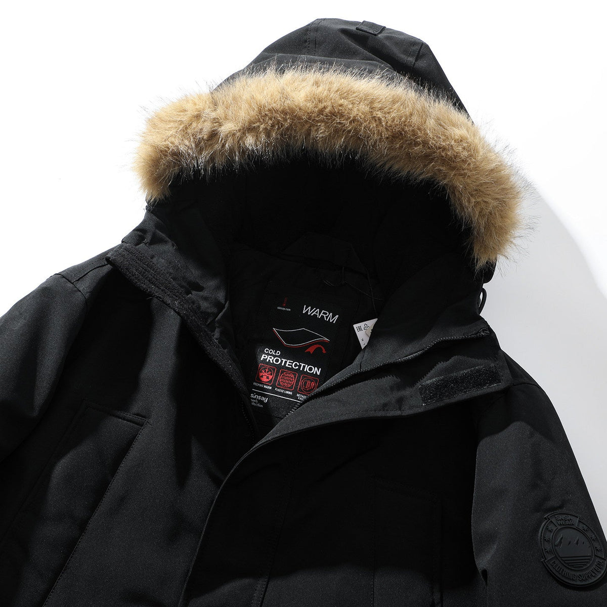 Herrenmantel mit Kapuze und kuscheligem Fellkragen für den Winter - 3 - Annoboutique