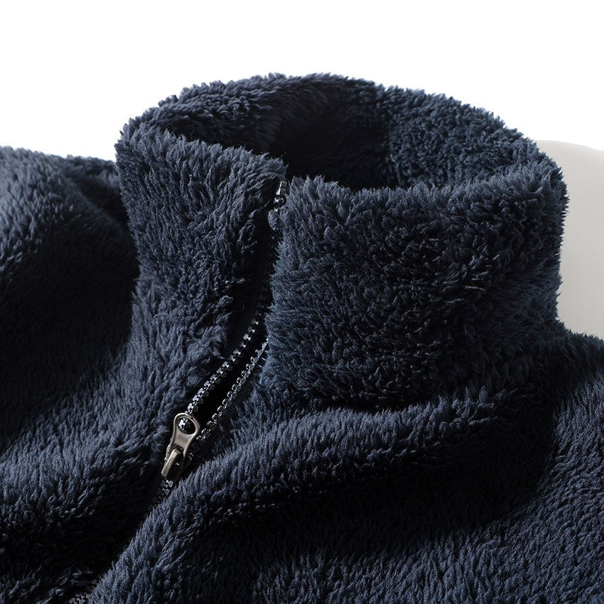Hochgeschlossene Herren Fleecejacke mit Reißverschluss für kalte Tage - 1 - Annoboutique