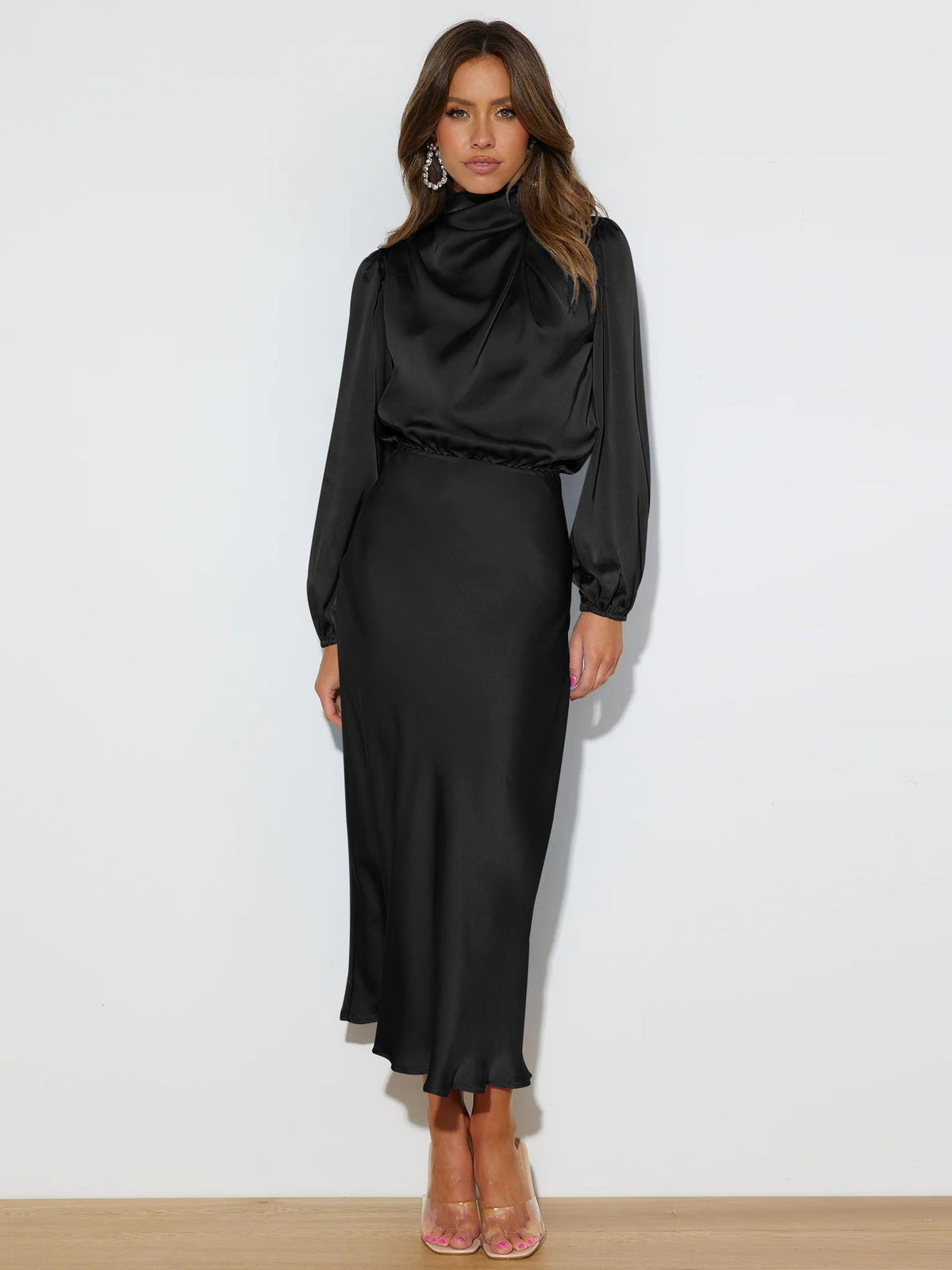 Elegantes Midi Kleid für Damen mit langärmeligen Schnitt und hohem Kragen - 2 - Annoboutique
