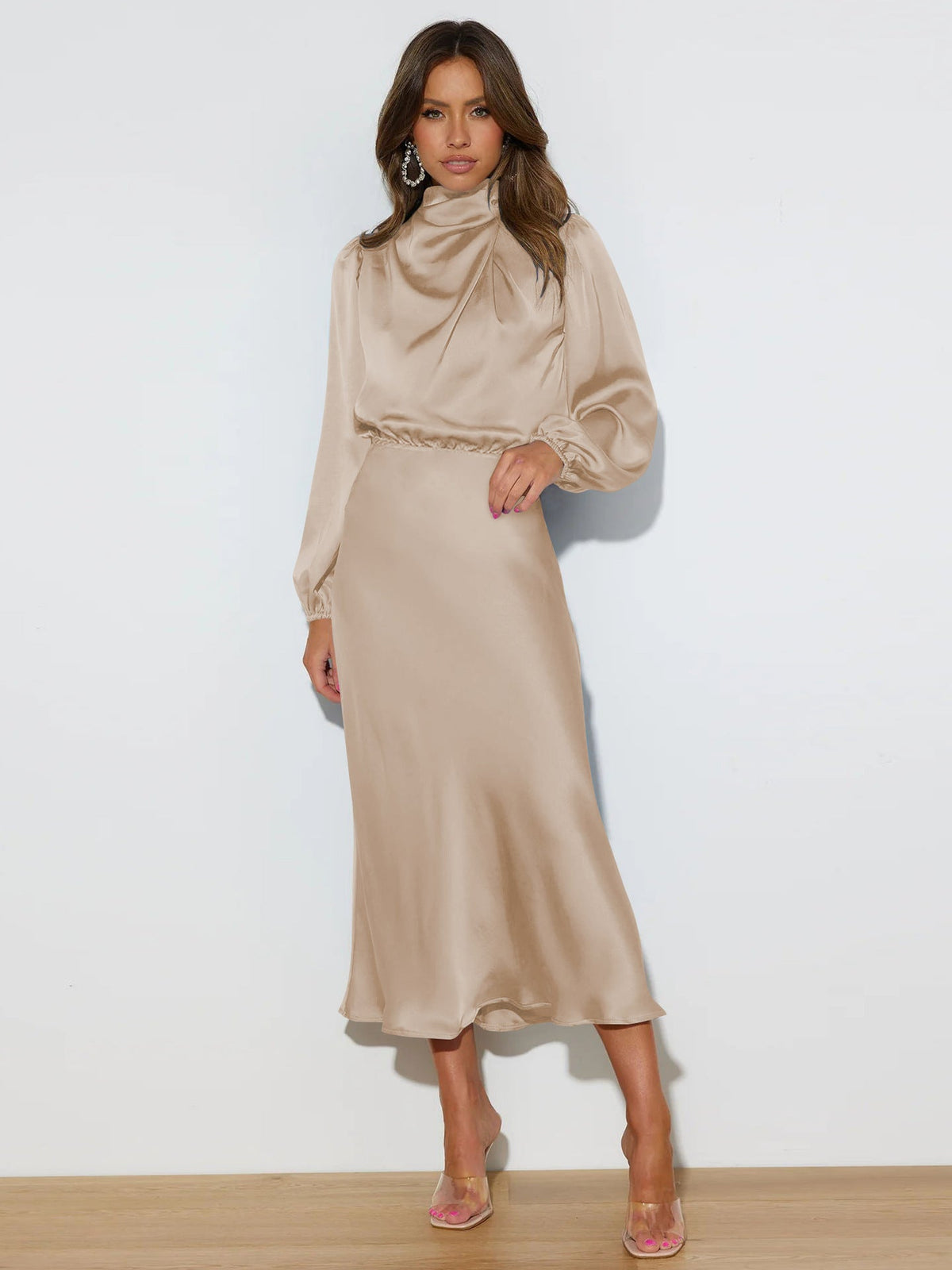 Elegantes Midi Kleid für Damen mit langärmeligen Schnitt und hohem Kragen - 7 - Annoboutique
