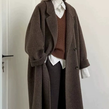 Damenmantel mit lässigem Schnitt und eleganten Knöpfen - 1 - Annoboutique