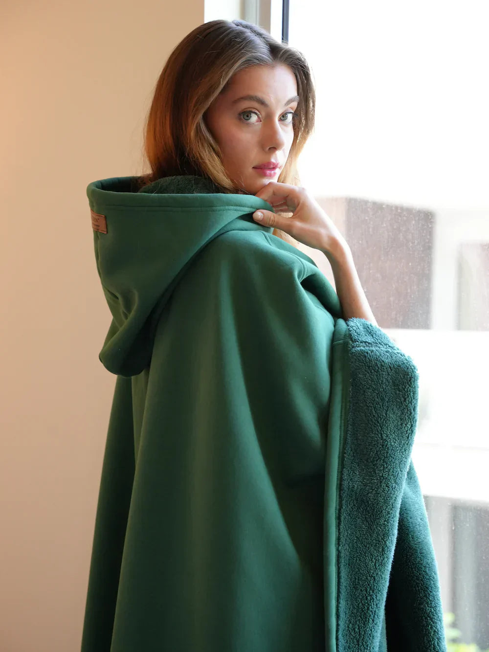 Adrian - Herren Poncho mit Kapuze bequem