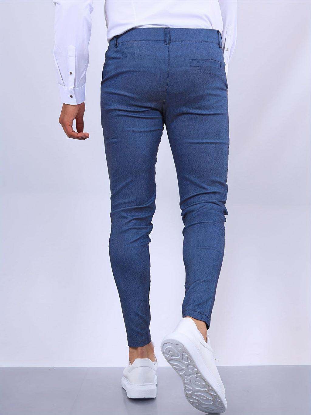 Adrian – Slim-Fit Chinohose im modernen Herren-Look