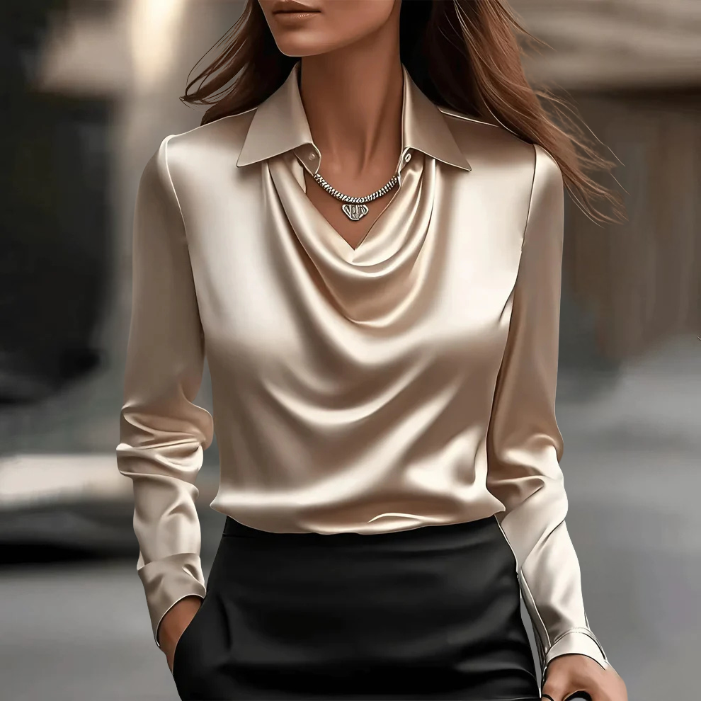Karolina – Satinbluse mit Wasserfallkragen Damen