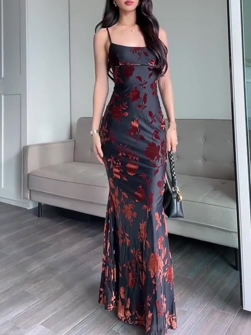 Isabelle – Figurnahes Floralmuster-Maxikleid Damen
