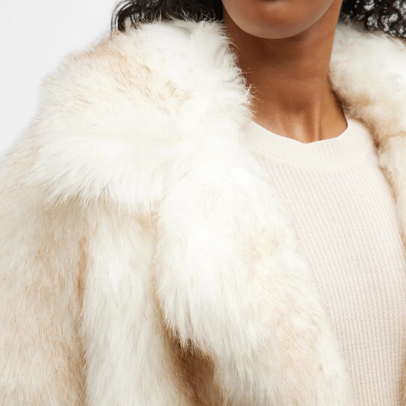 Sofía – Luxuriöse Kunstfell Damen Kurzjacke mit Volumenkragen