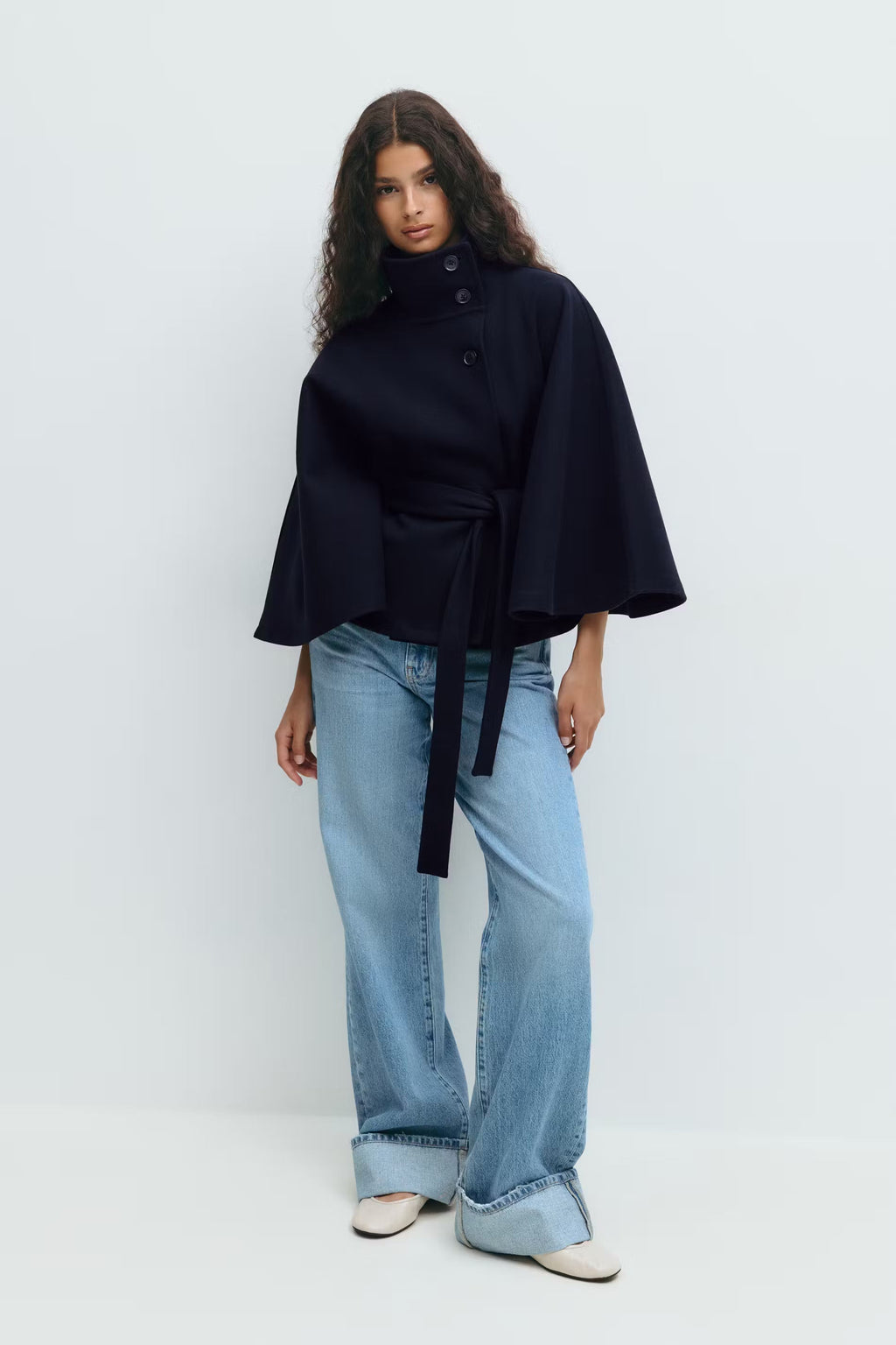 Isla - Damen Jacke mit Gürtel und weitem Schnitt