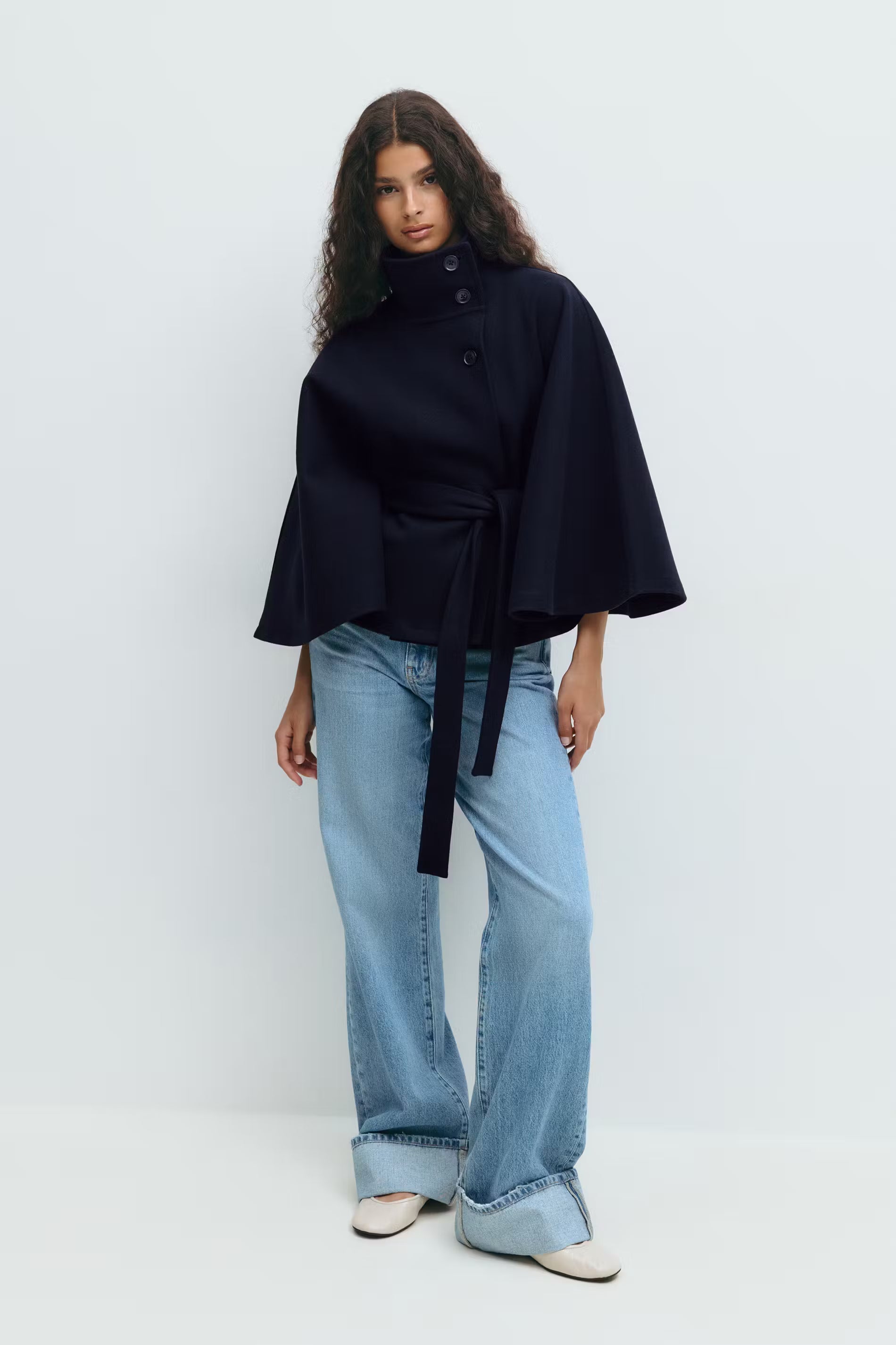 Isla - Damen Jacke mit Gürtel und weitem Schnitt