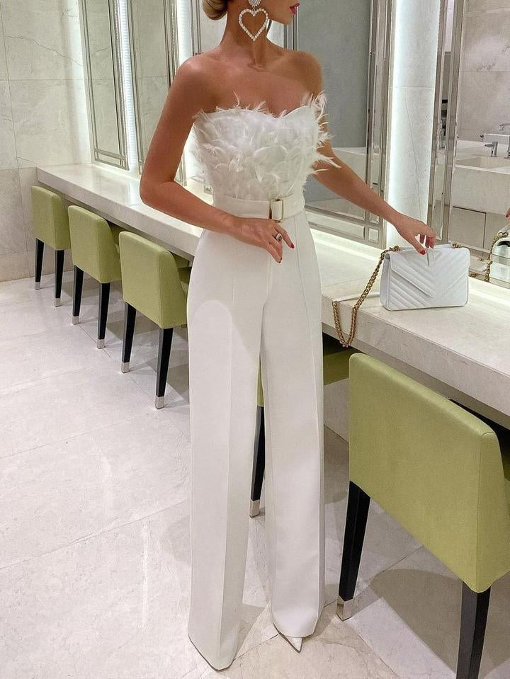 Emilia – Eleganter Feder-Body für Damen