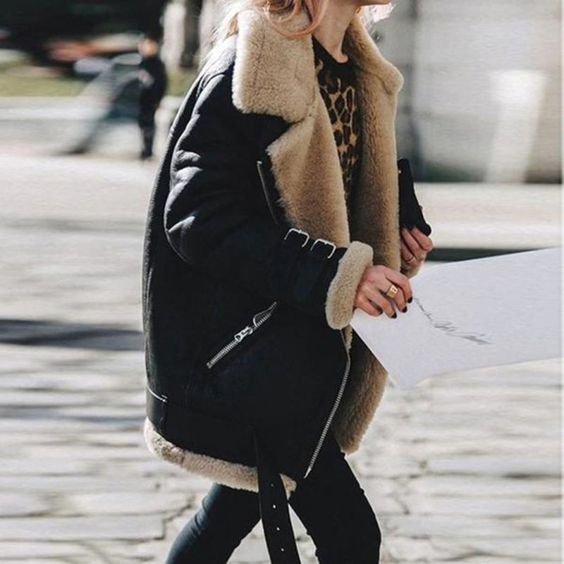 Emily – Gefütterte Damen Winterjacke mit Teddykragen