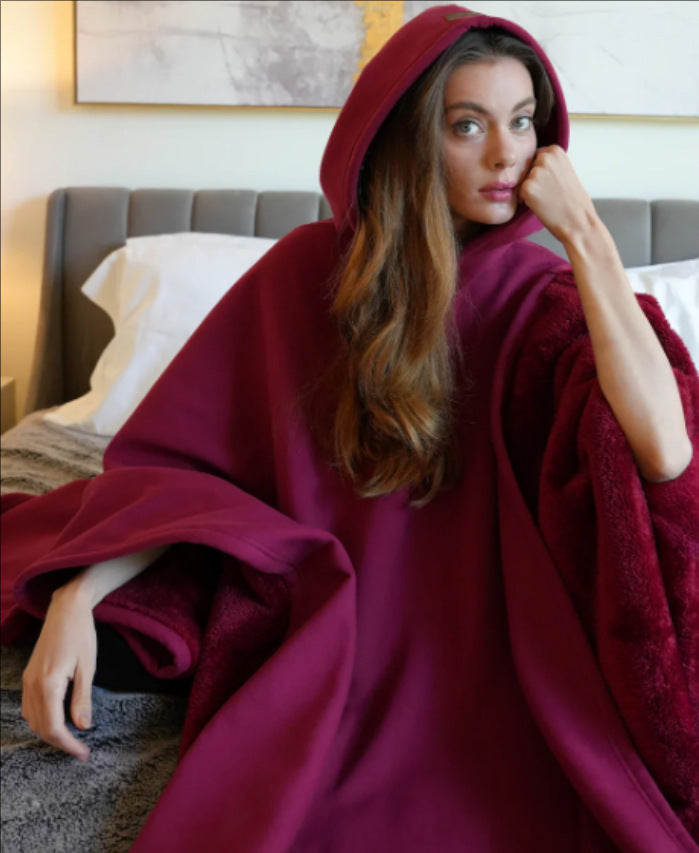 Adrian - Herren Poncho mit Kapuze bequem