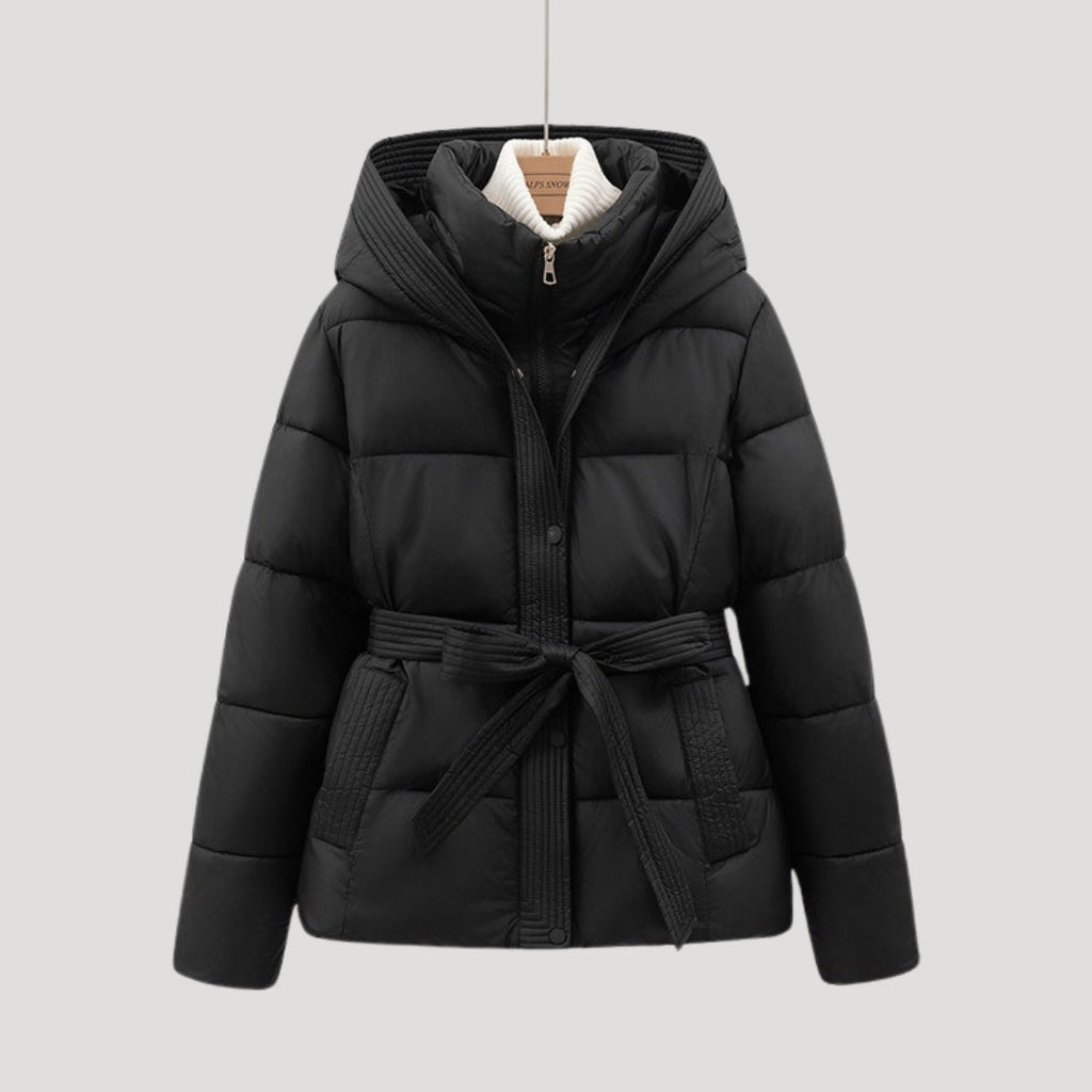 Amara – Taillierte Gefütterte Damen Winterjacke mit Kapuze