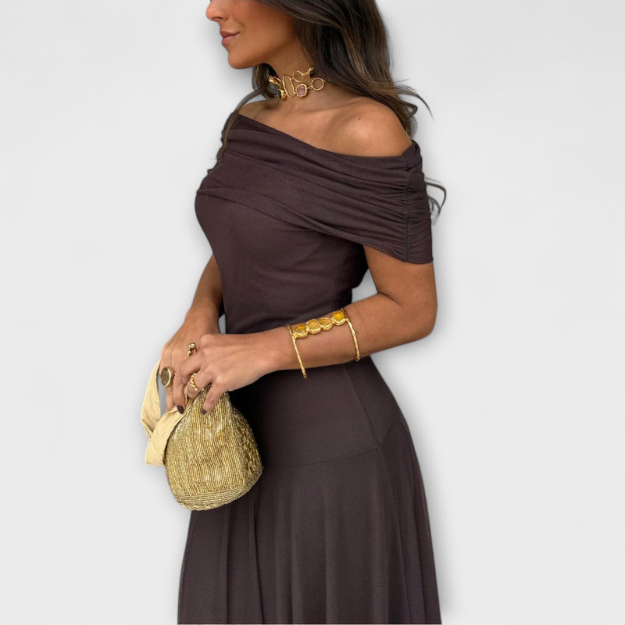 Amira - Schulterfreies Maxikleid für Damen mit fließendem Schnitt