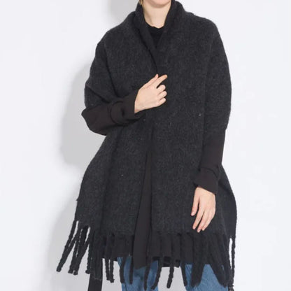 Elena – Flauschiger Oversized-Schal mit Fransen für Damen