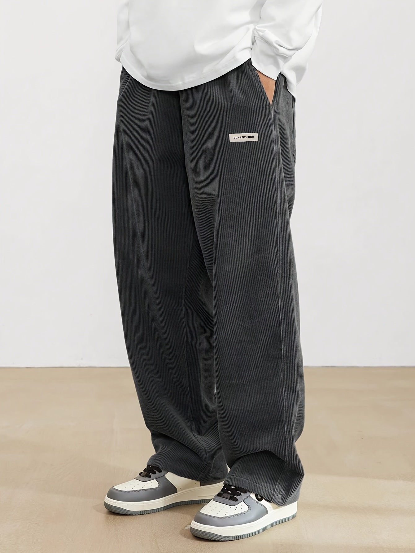 Jonah - Herren Cordhose mit weitem Schnitt