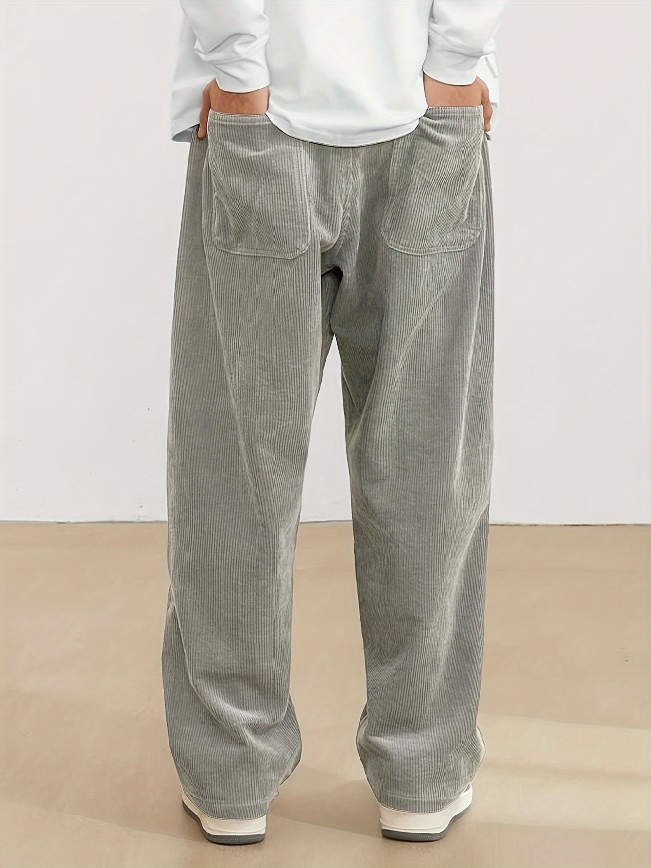 Jonah - Herren Cordhose mit weitem Schnitt