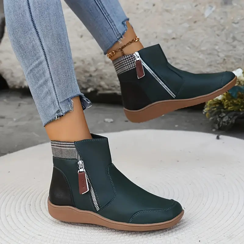 Marina – Komfortable Damen Stiefelette mit Reißverschluss
