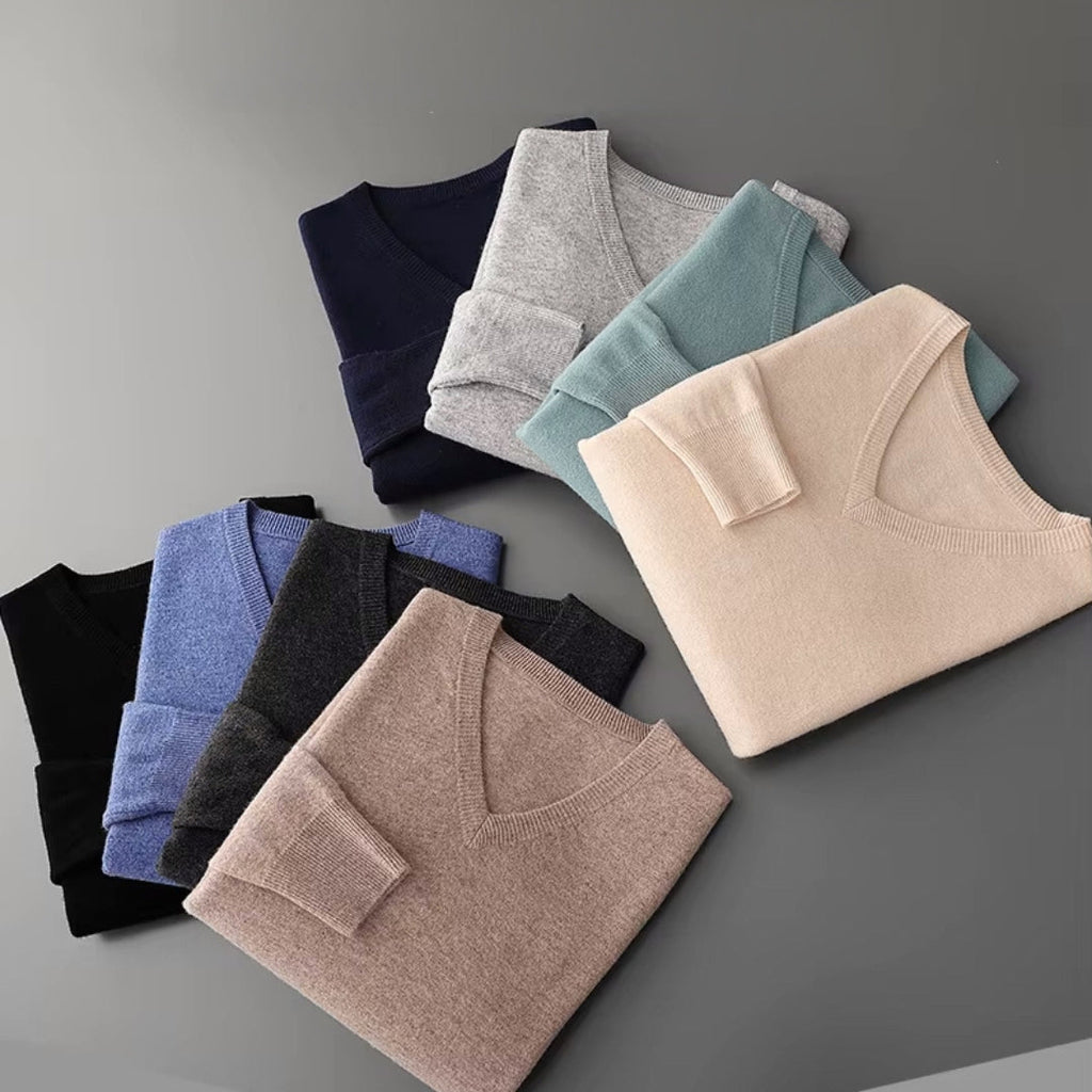 Adrian – Klassischer Feinstrick-V-Pullover für Herren