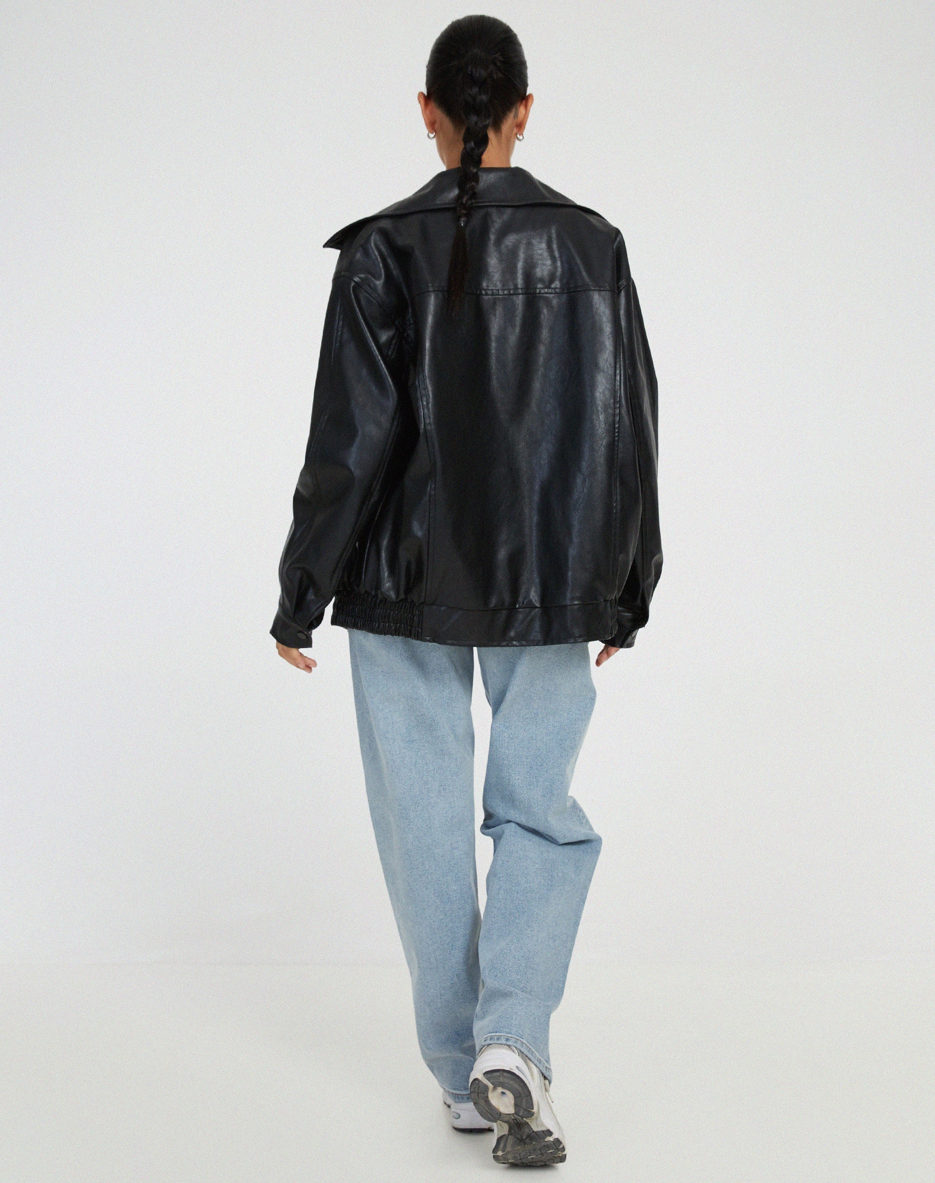 Isabela – Oversize-Kunstlederjacke für Damen