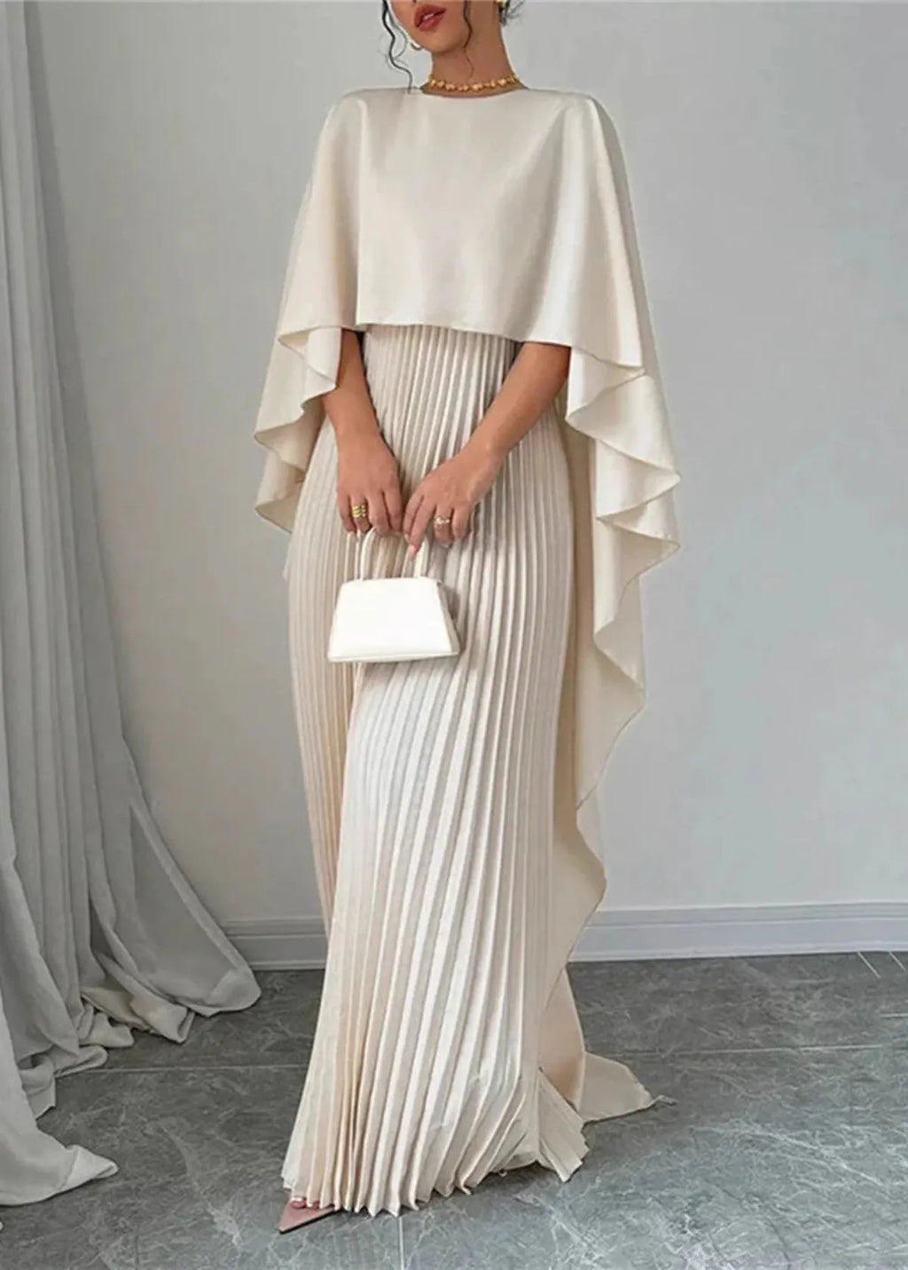 Daniela - Damen Abendkleid mit Cape-Optik und Plisseerock