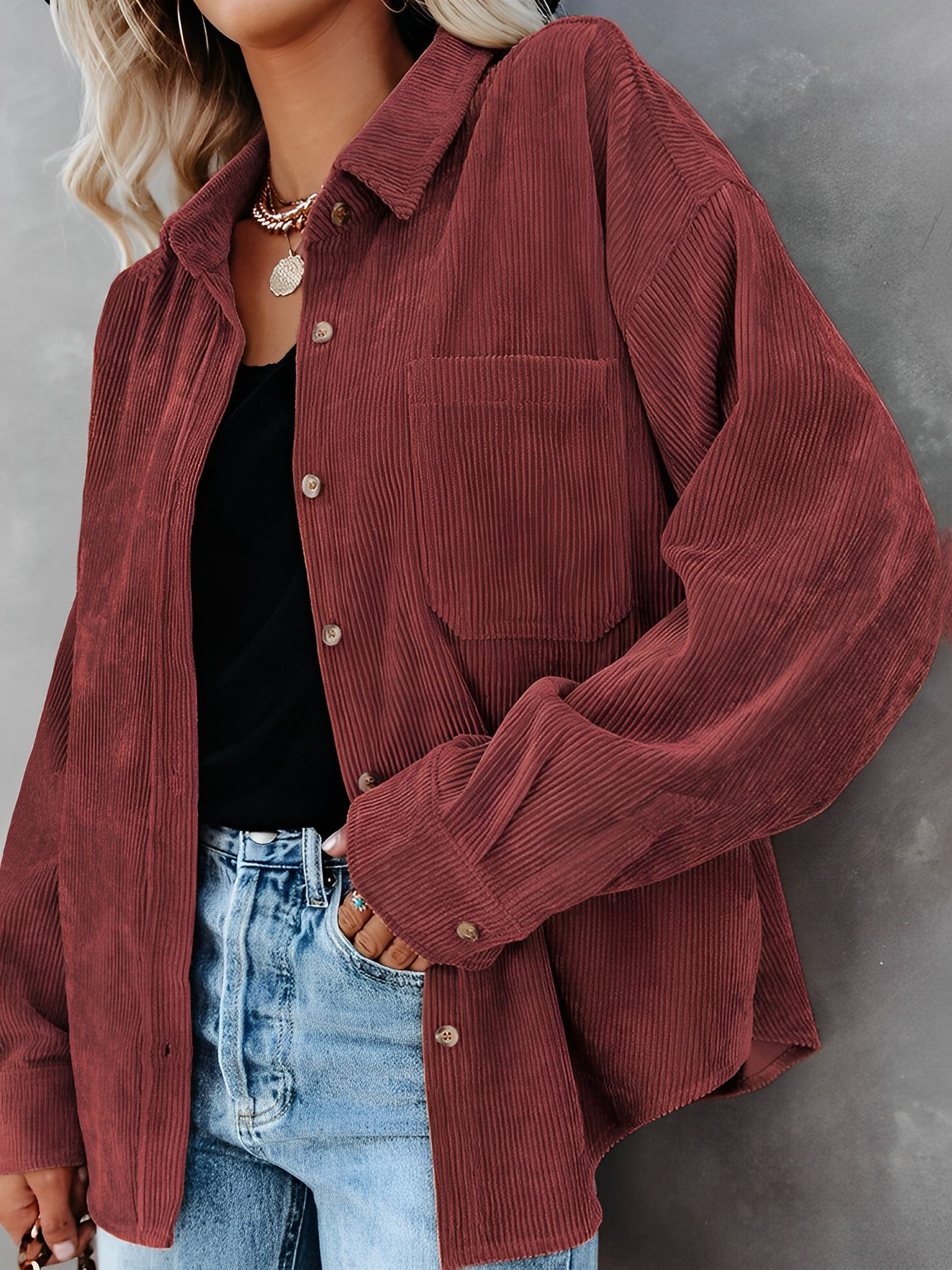 Ariana – Lässige Damen Cordbluse mit Knopfleiste