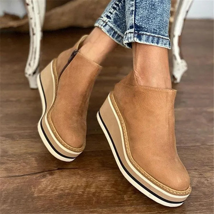 Lucía – Komfortable Damen Stiefelette mit cleanem Schlupfdesign
