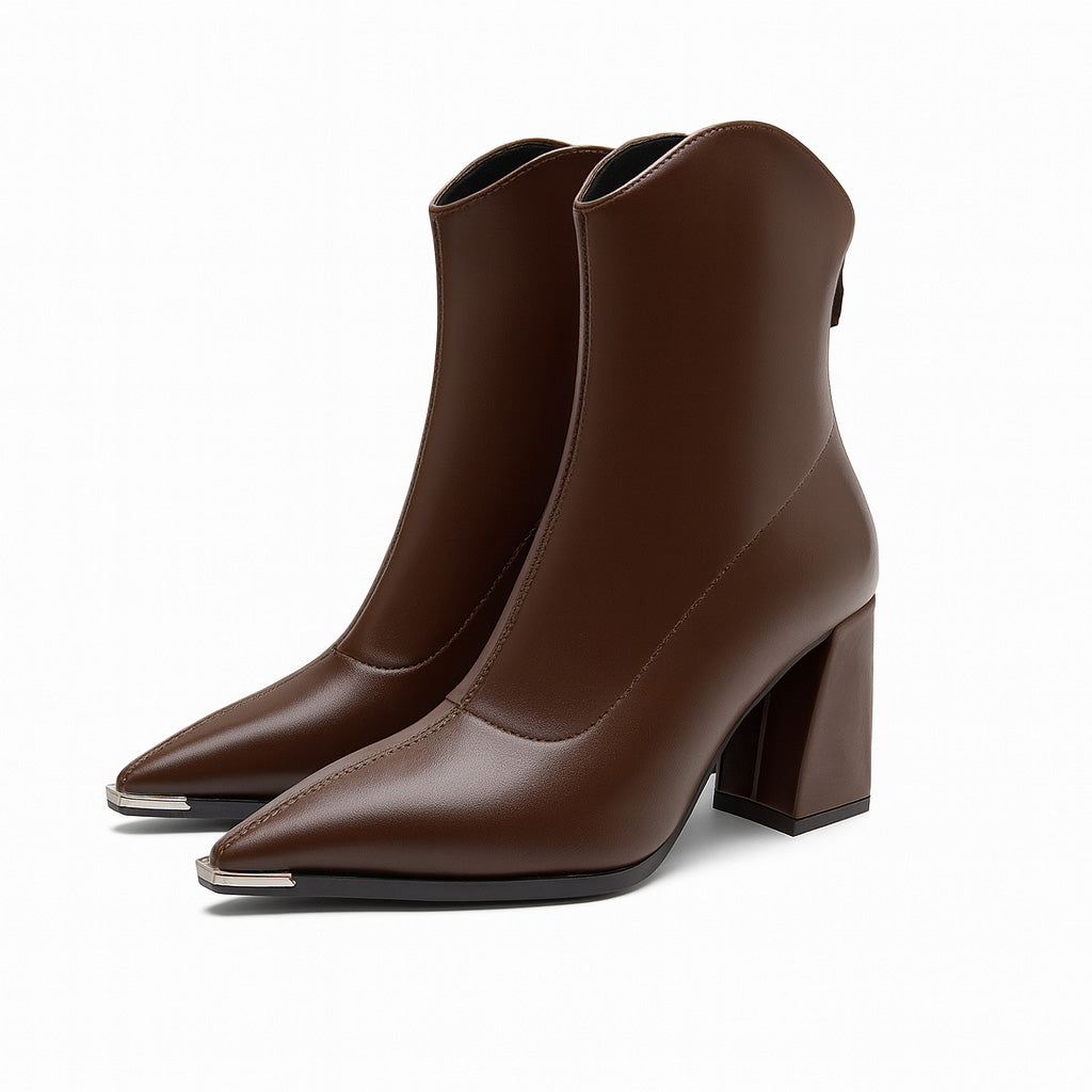 Paula – Elegante spitz zulaufende Damen Stiefeletten mit Absatz