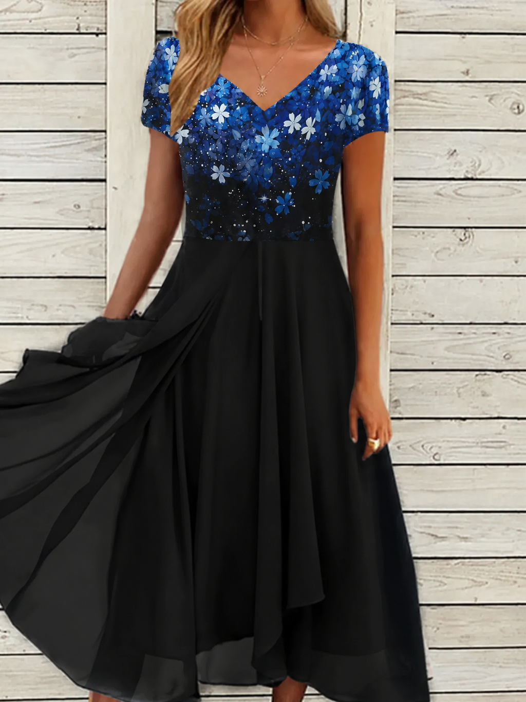 Noelle – Elegantes Sommer Abendkleid mit Glitzerdetail