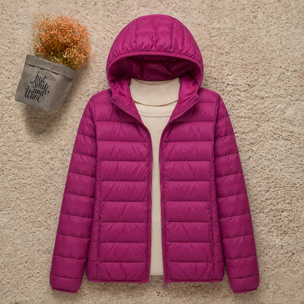 Lara – Leichte Damen Steppjacke mit Kapuze