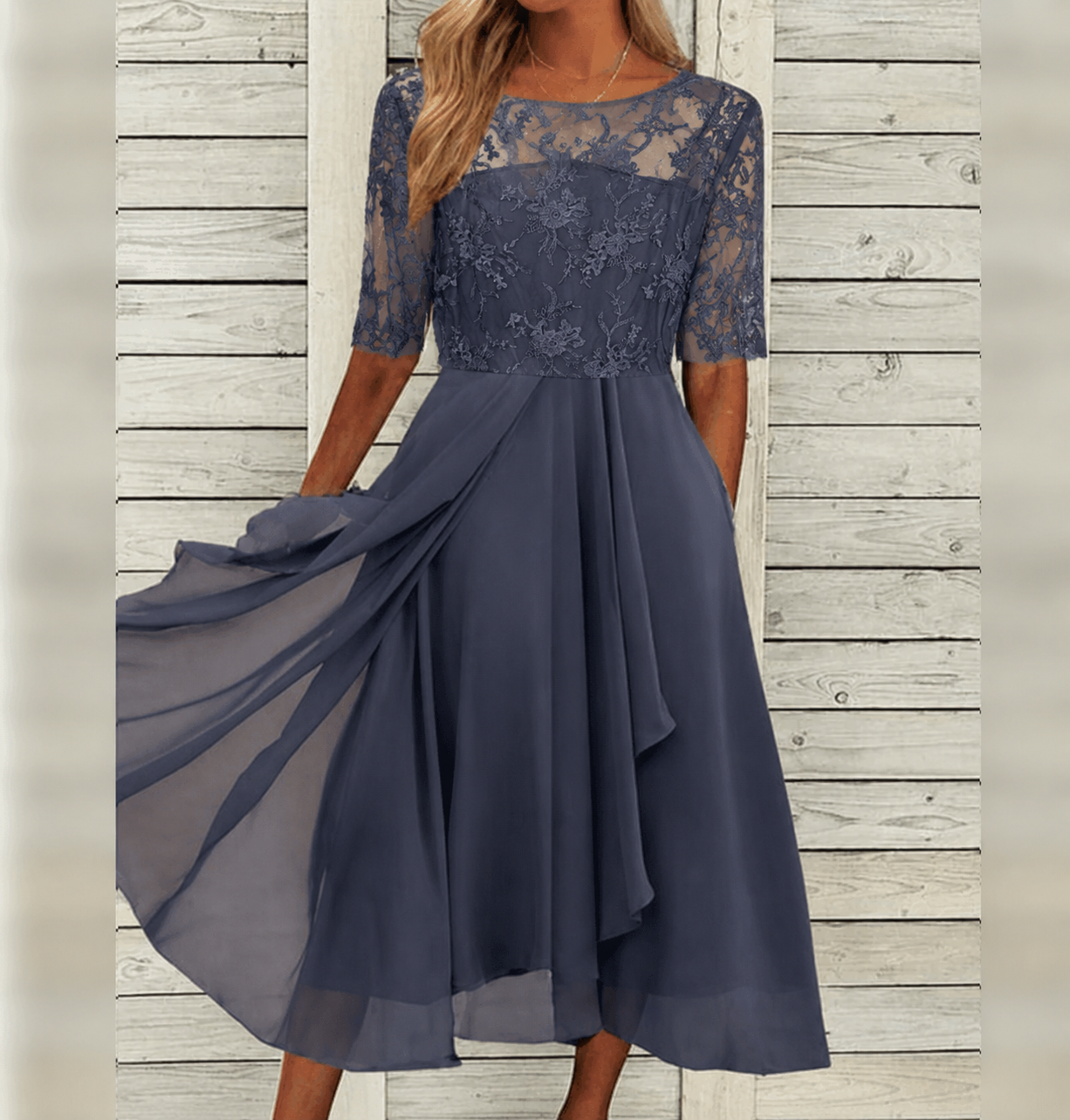 Sophie – Feminines Midikleid mit zarter Spitze