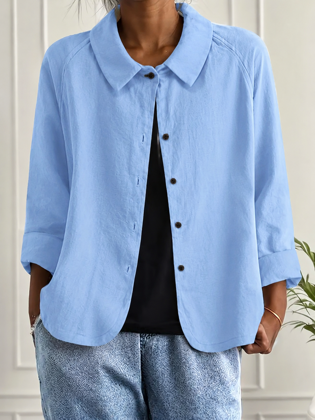 Damenjacke mit lässigem Schnitt und praktischen Knöpfen - 1 - Annoboutique