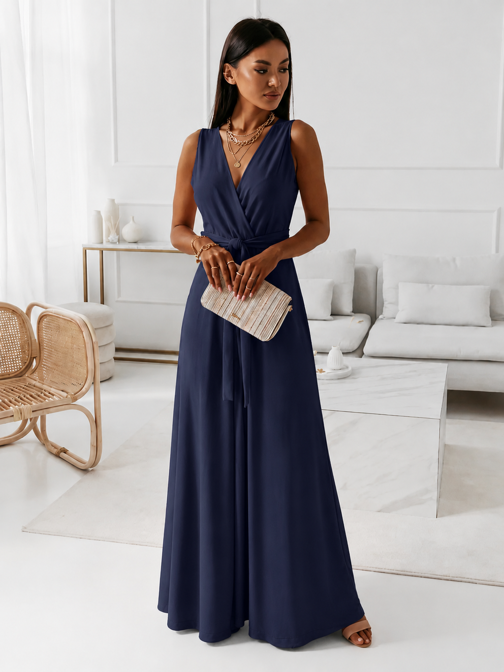 Elegantes Wickel-Maxikleid – Bild 4