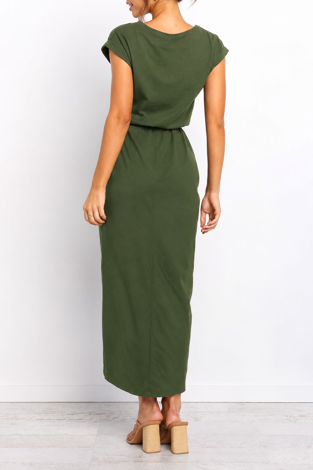 Vanessa – Stilvolles Wickelkleid für jeden Anlass