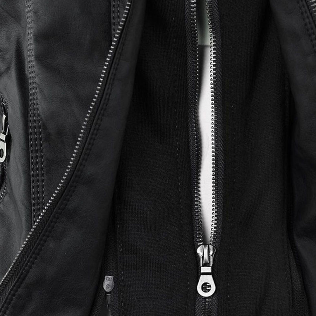 Nora – Damenjacke mit Reißverschluss und Kapuze im Biker-Stil