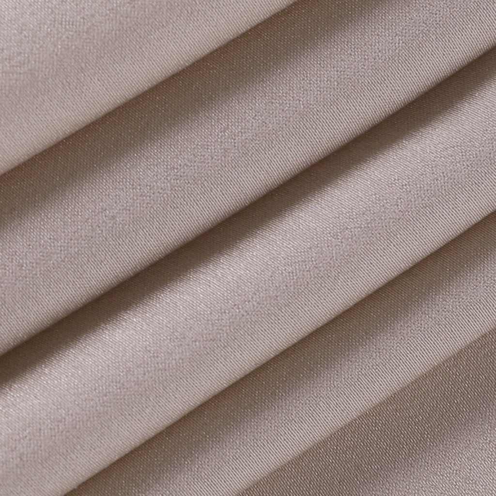 Aria – Fließendes Elegantes Damen Maxikleid mit Beinschlitz