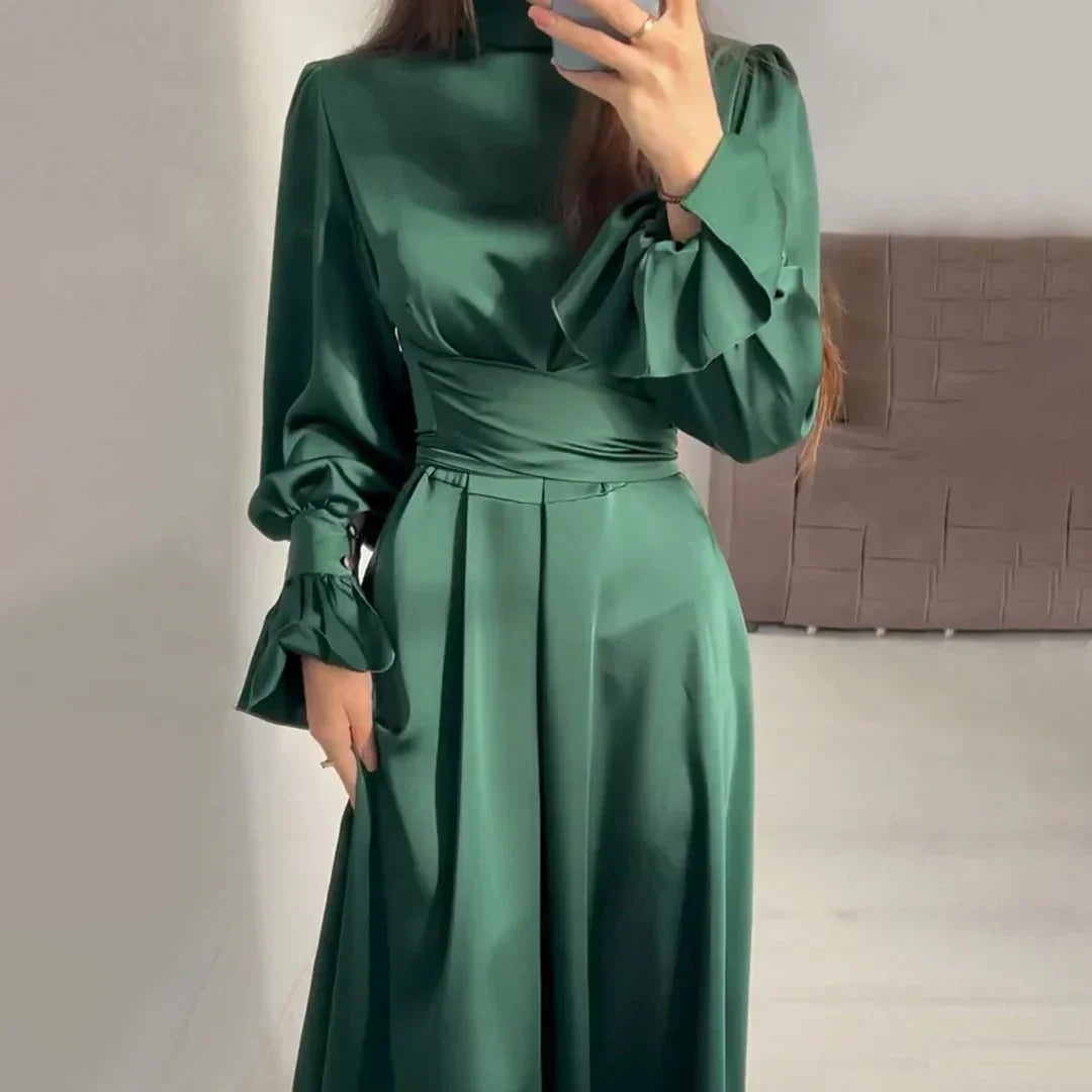 Stuttgart | Elegantes und Schickes Kleid mit Taillenband