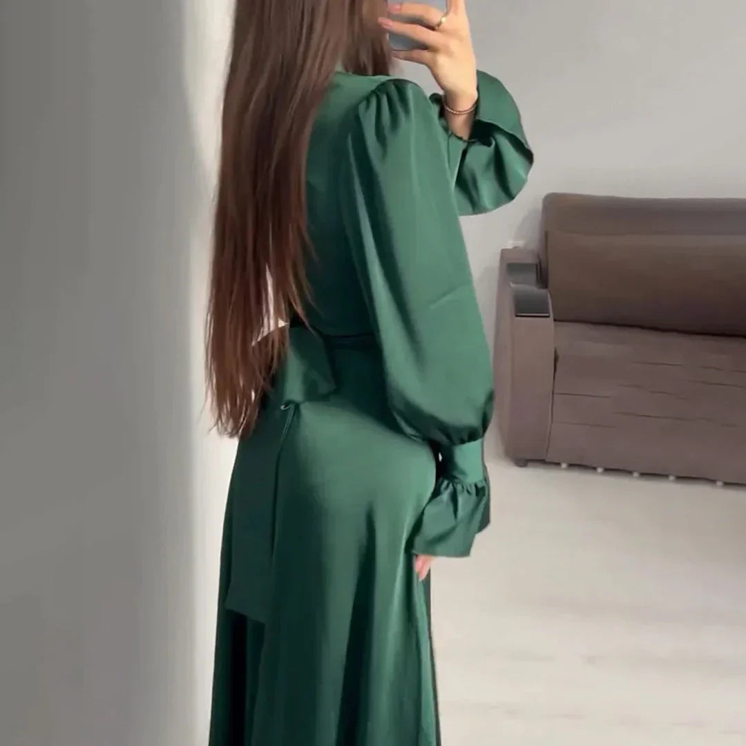 Stuttgart | Elegantes und Schickes Kleid mit Taillenband