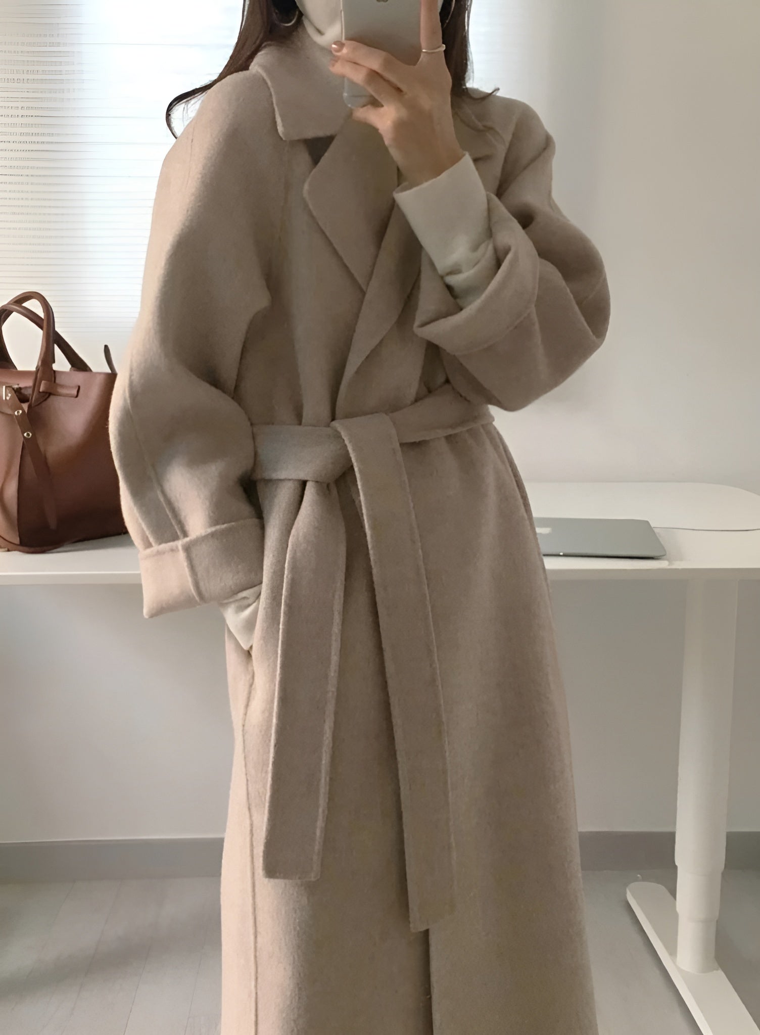 Isabella – Eleganter Wollgürtelmantel für Damen