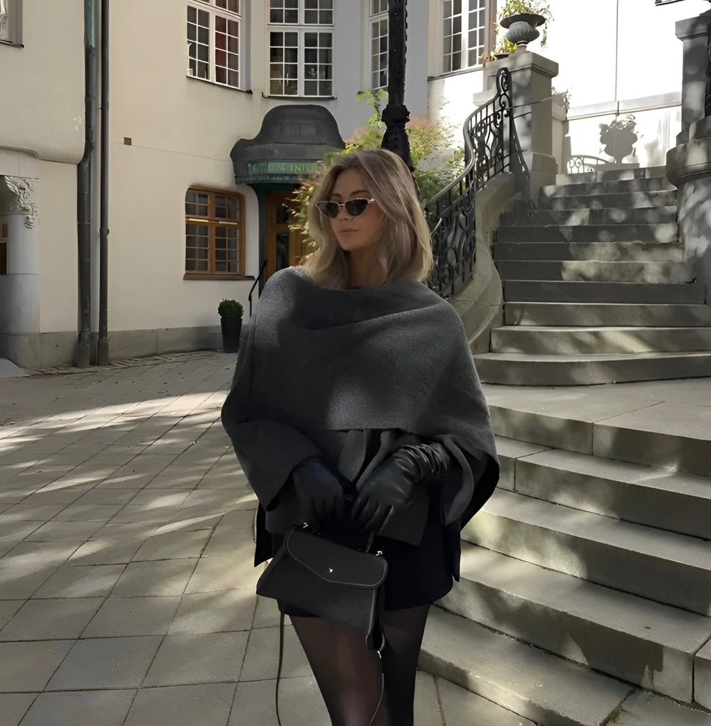 Amira - Damen Pullover mit weitem Schnitt und Schal-Detail