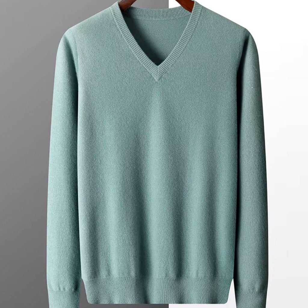 Adrian – Klassischer Feinstrick-V-Pullover für Herren