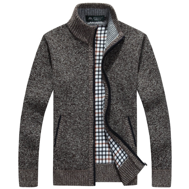 Lukas – Warme Strickjacke Herren Wintermode