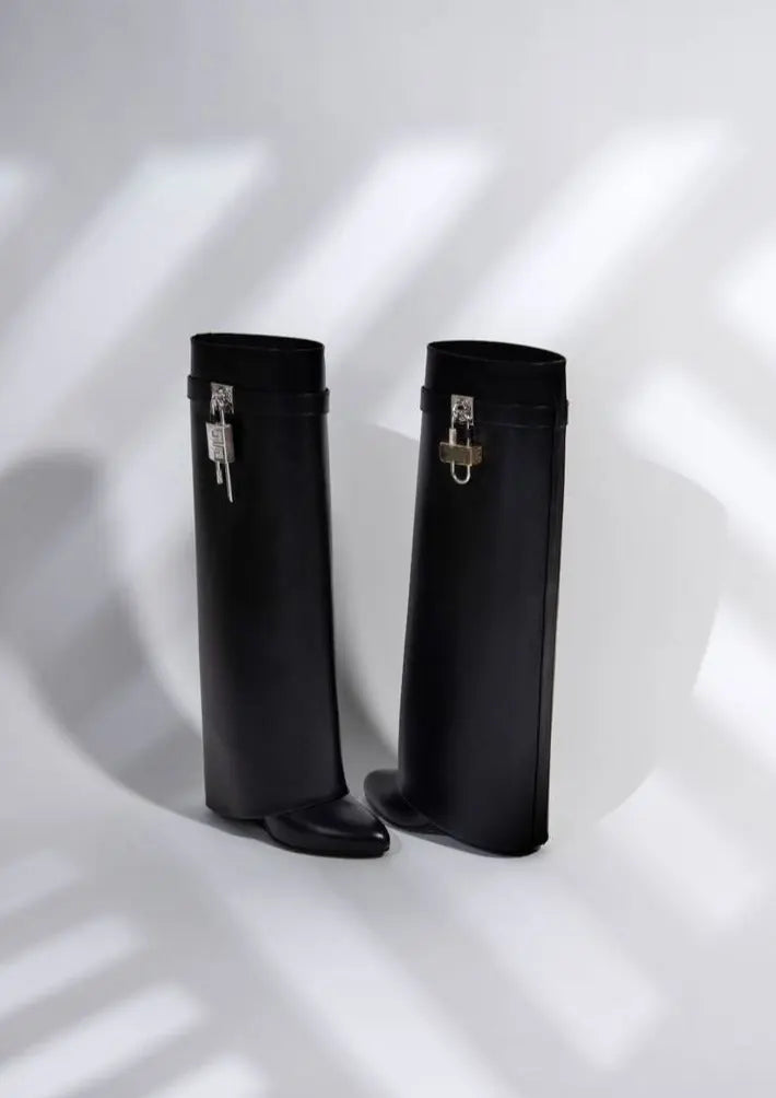 Isabella – Skulpturaler Regenstiefel Damen