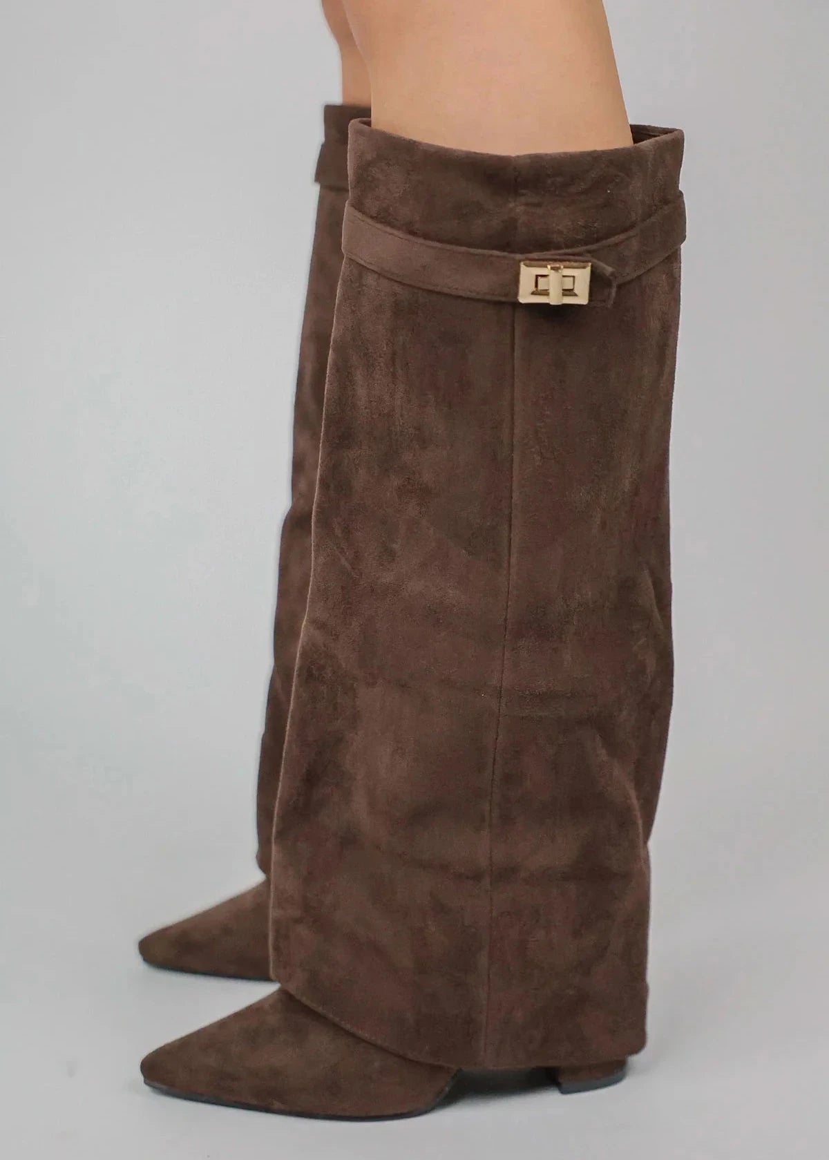 Damen Stiefel kniehoch mit geradem Schaft und spitzem Design - J&B - 4 - Annoboutique