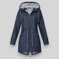 Lina – Leichte Regenjacke mit Kapuze für Damen