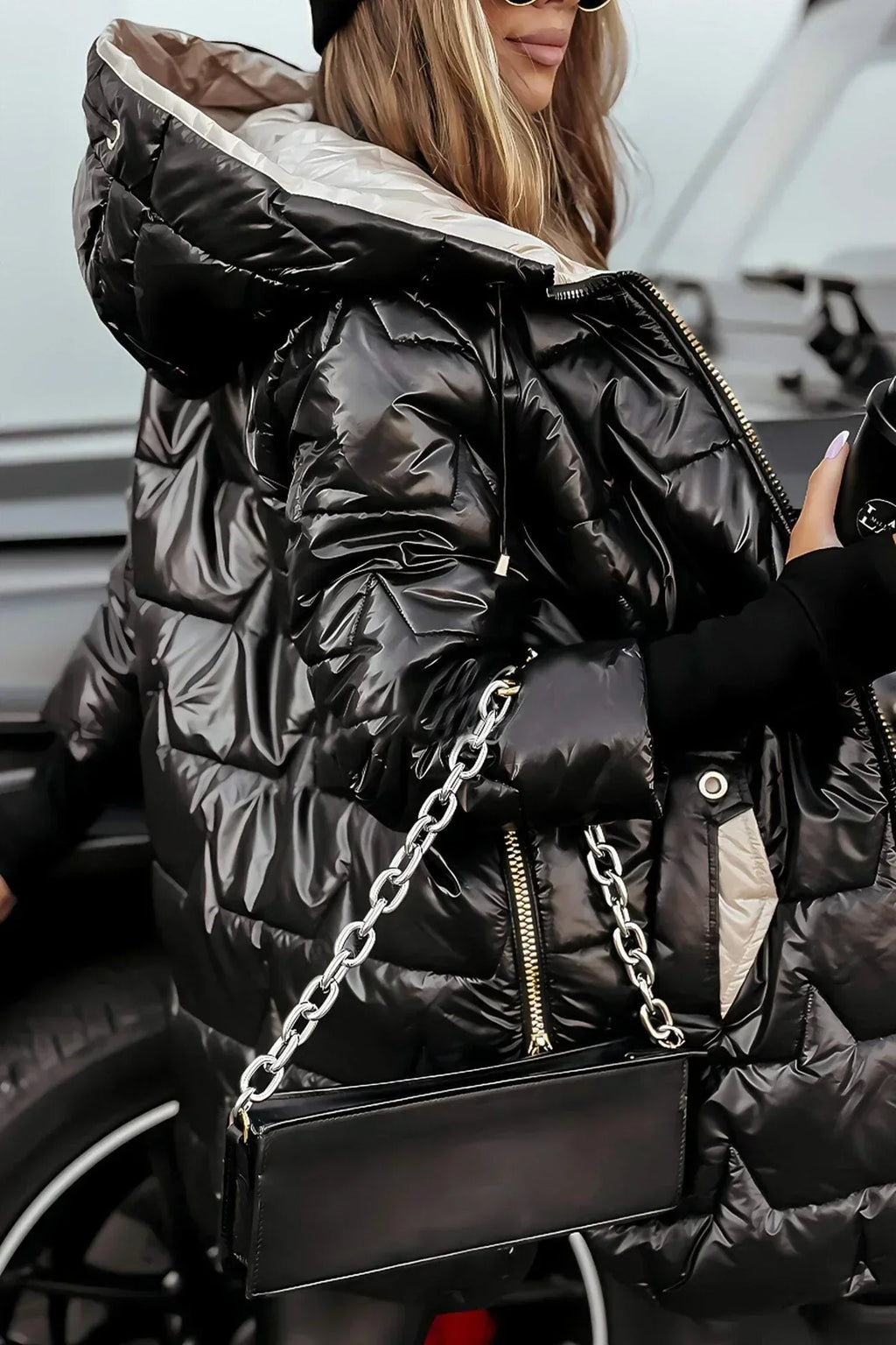 Amelia – Elegante Steppjacke mit Kapuze für Damen